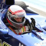 55-za-volantom-monopostu-f1---foto-hitka.jpg
